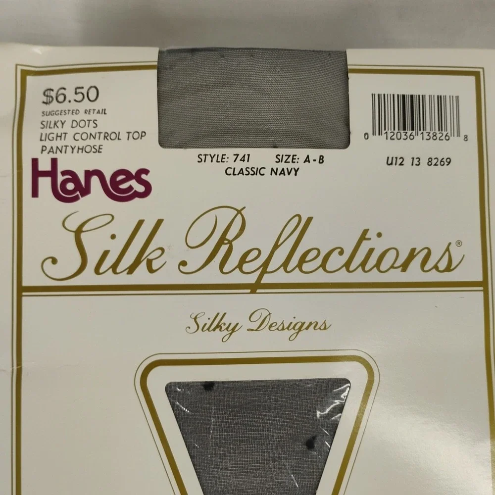 Hanes 1990 Silk Reflections Silky Dots Control Top 741 AB Classic Navy Pantyhose